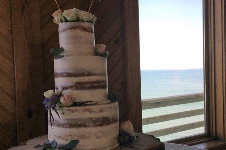 Semi naked wedding cake