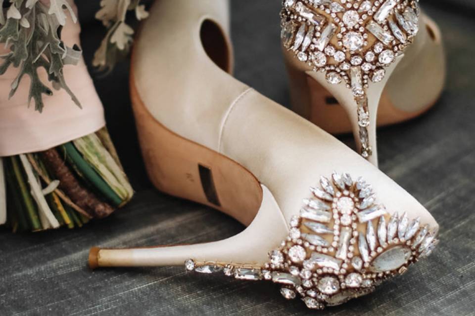 The LaSalle Chicago, Autograph Collection