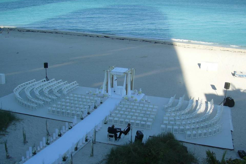 Trump Beach Ceremony