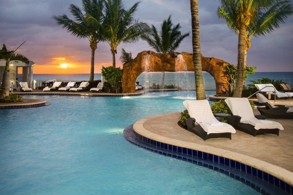 Oceanfront Pool