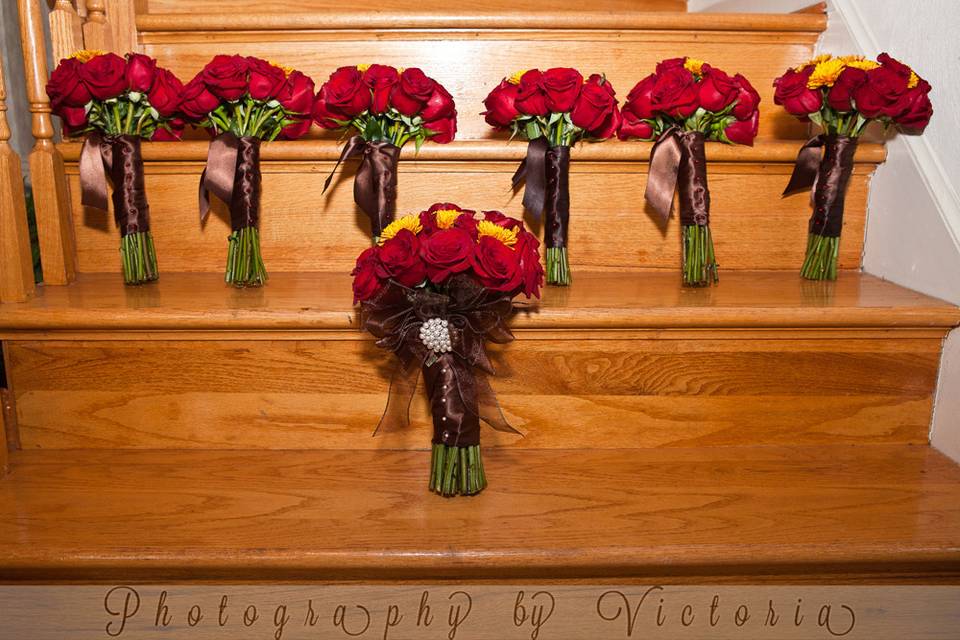 Wedding rings and beautiful flowers