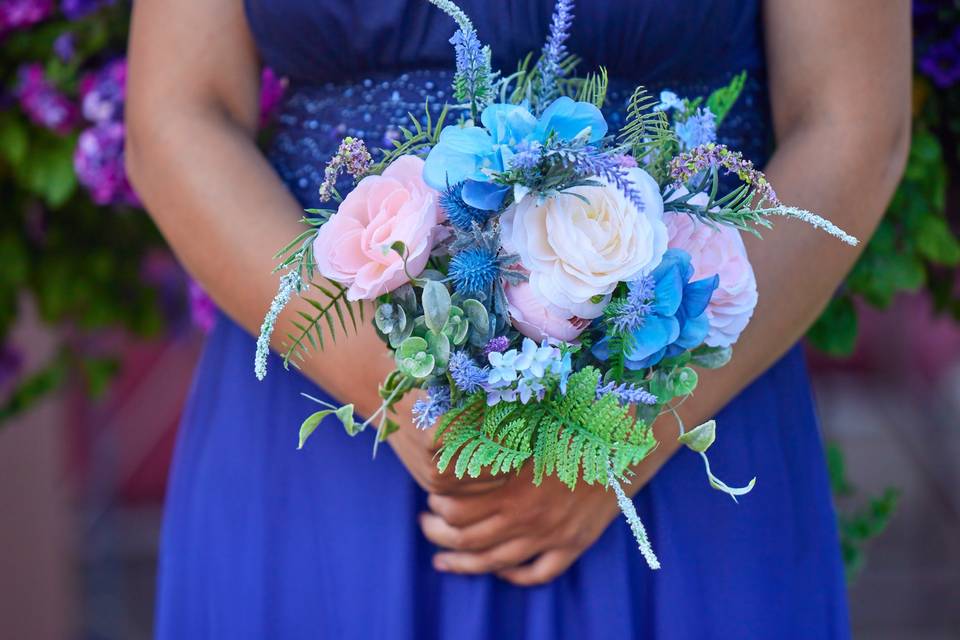 Sweet Peach bridesmaid bouquet