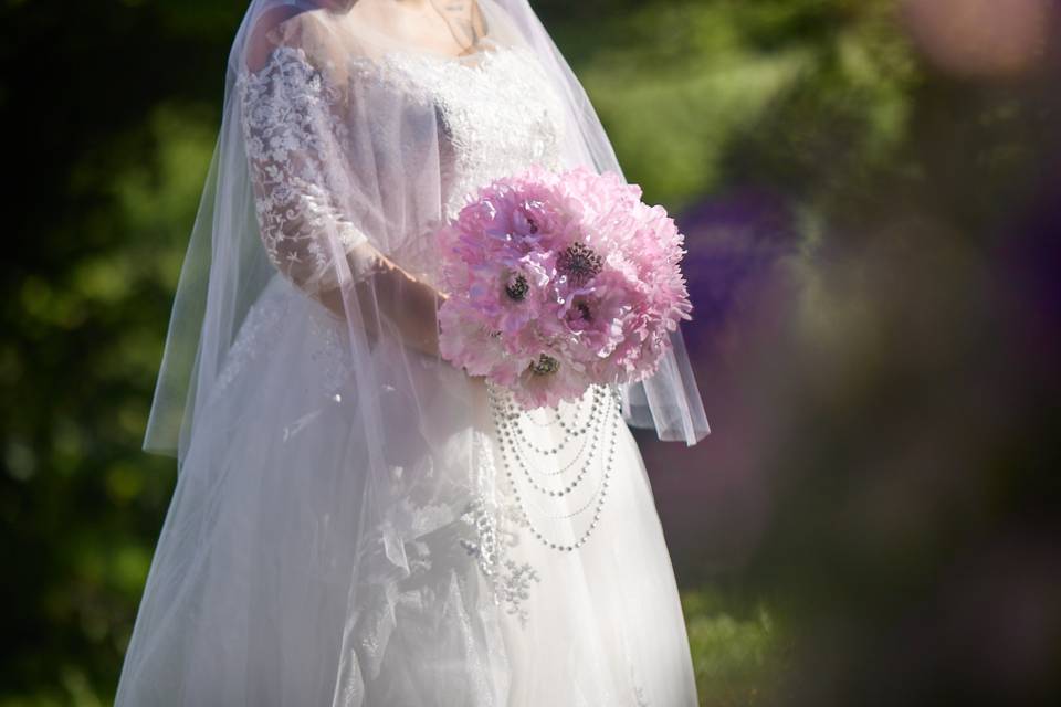 Pink brooch bouquet