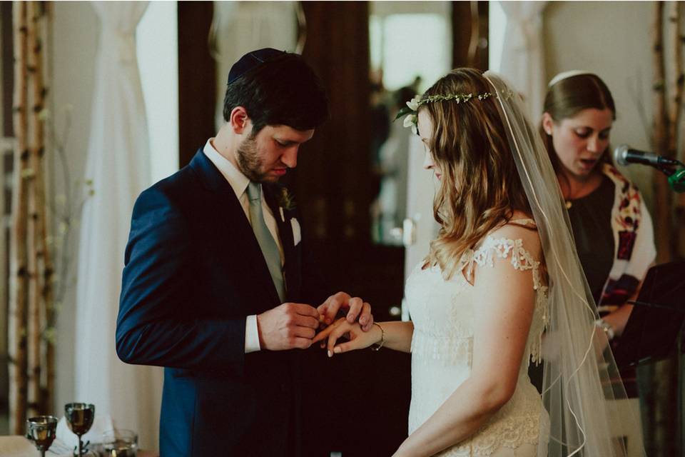 Exchanging rings