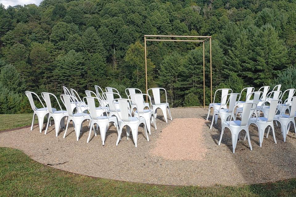 SImple arch and chair setup