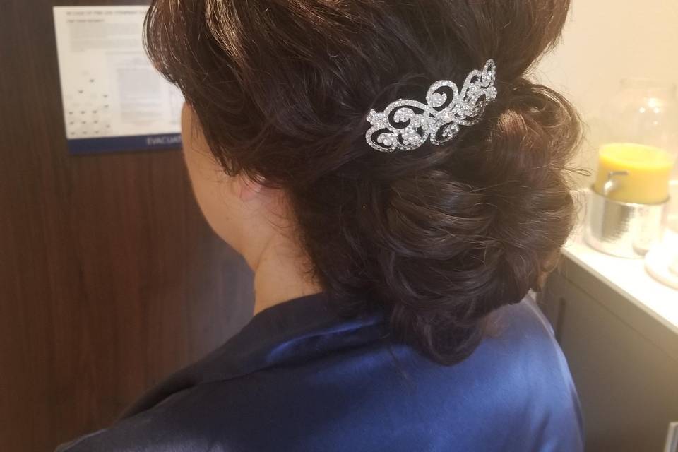 Mother of bride  Hairdesign