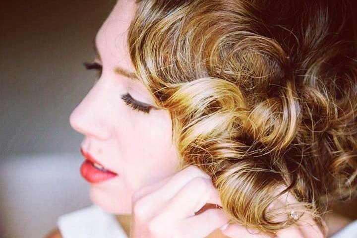 Elegant soft Hair Design