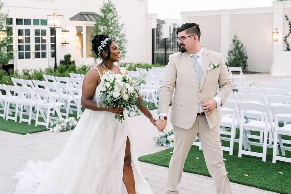 Courtyard ceremony at Jolie