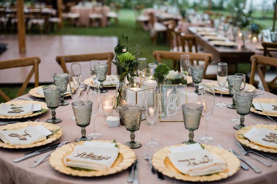 Tablescape