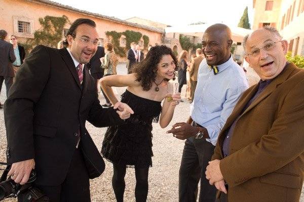 goofy wedding guests at wedding in tuscany, italy
