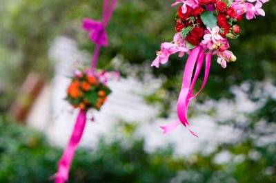 Suspended flowers