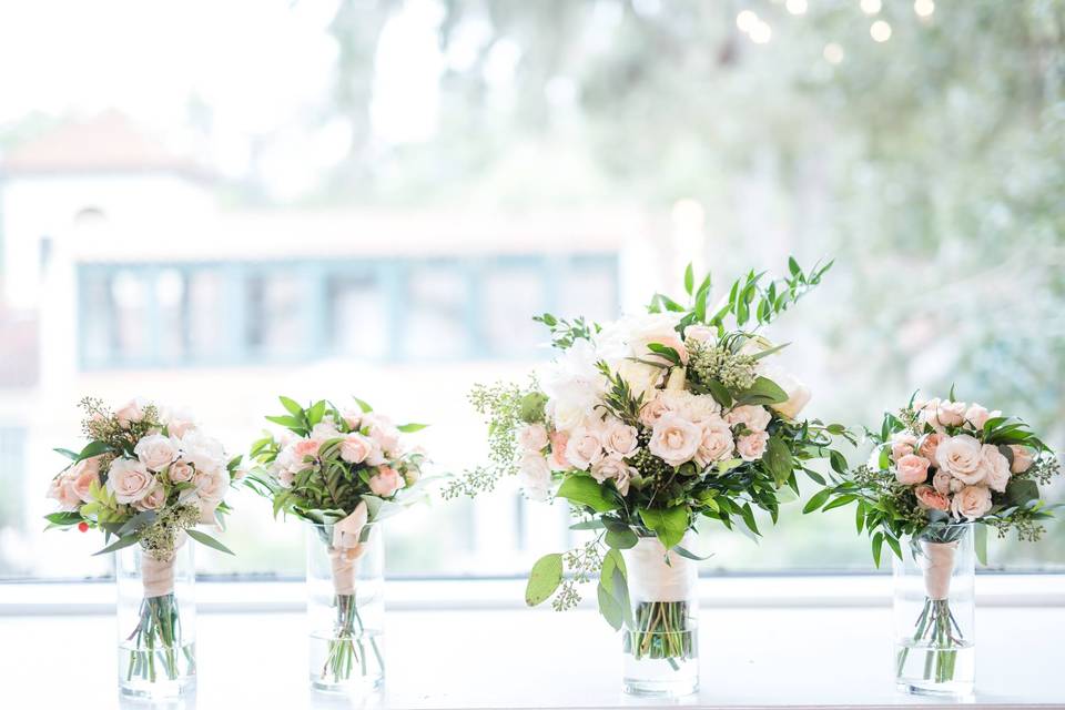 Champagne blush bouquets