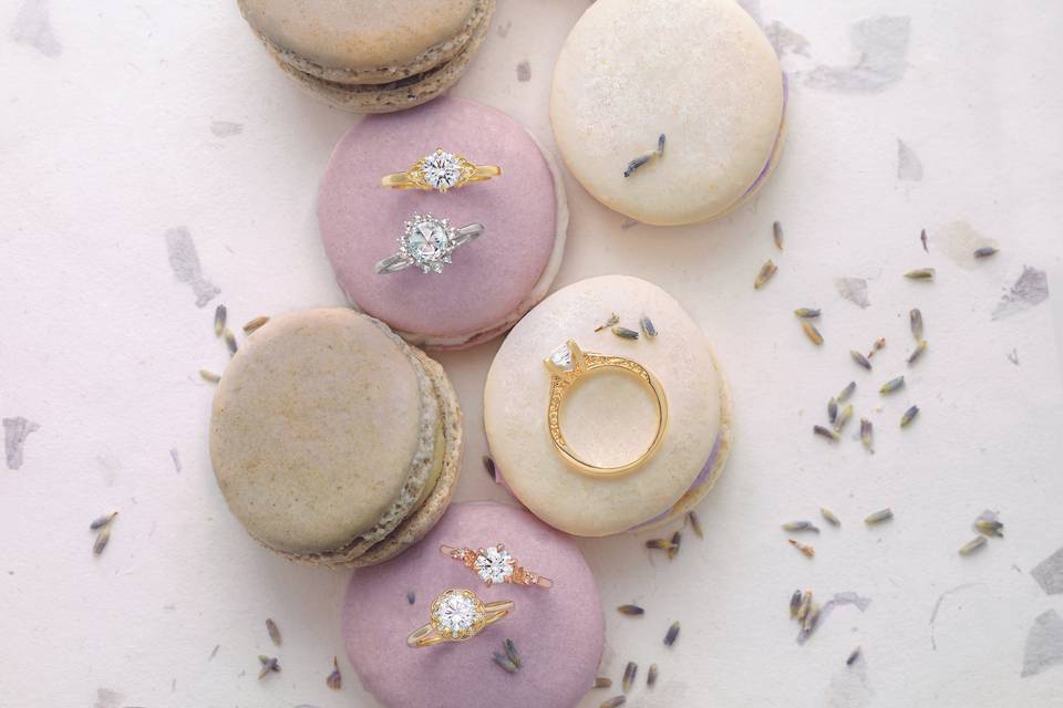 Rings and macaroons