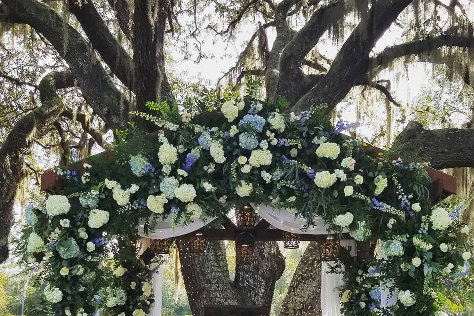 Outdoor Altar in Blues