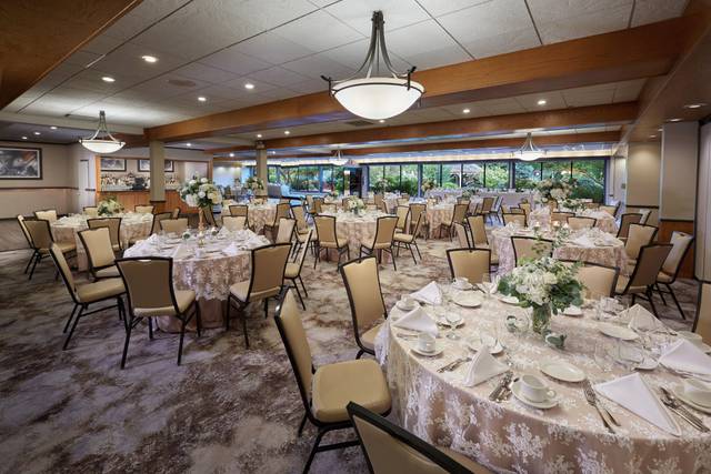 Silver Lake Country Club - Venue - Orland Park, IL - WeddingWire