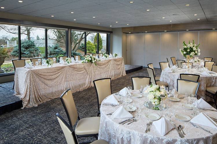 East Garden Head Table