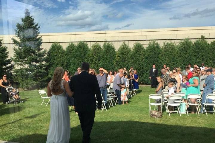 Outdoor Wedding ceremony