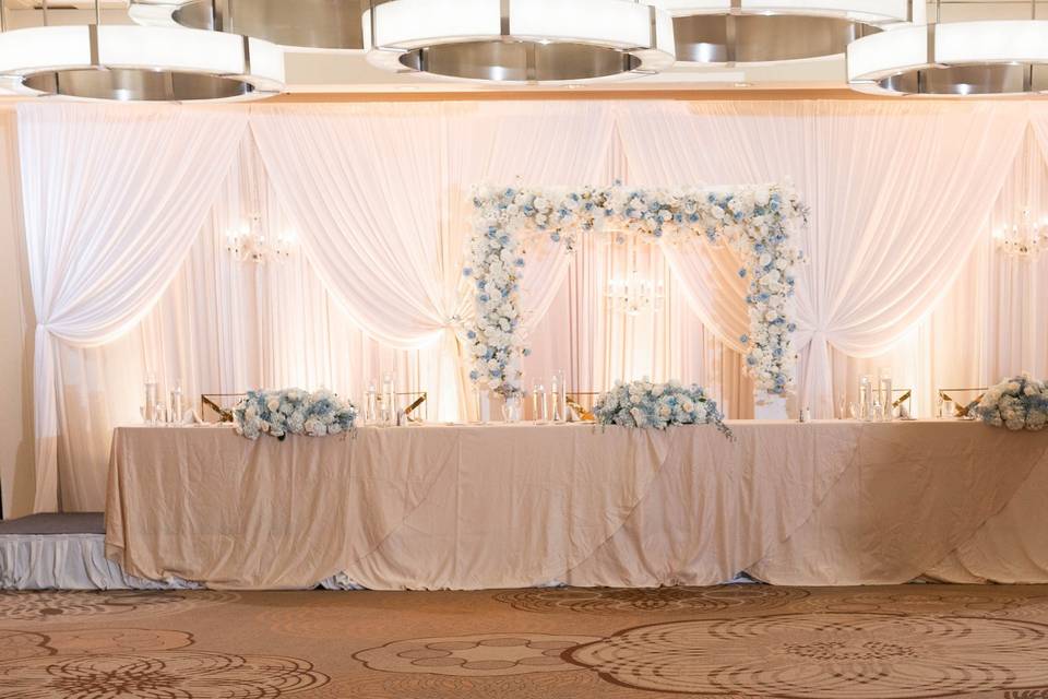 Head Table
