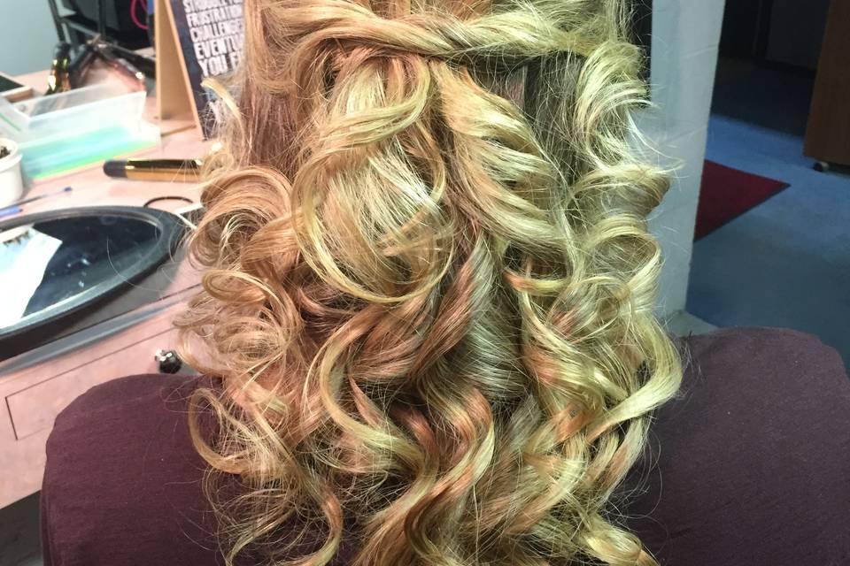 Hair By Kara Burnell
