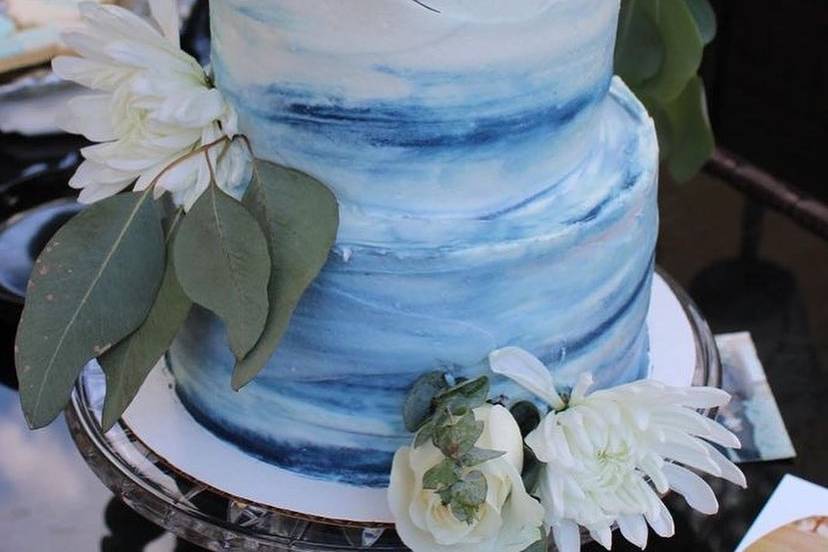 2 Tier colored wedding cake