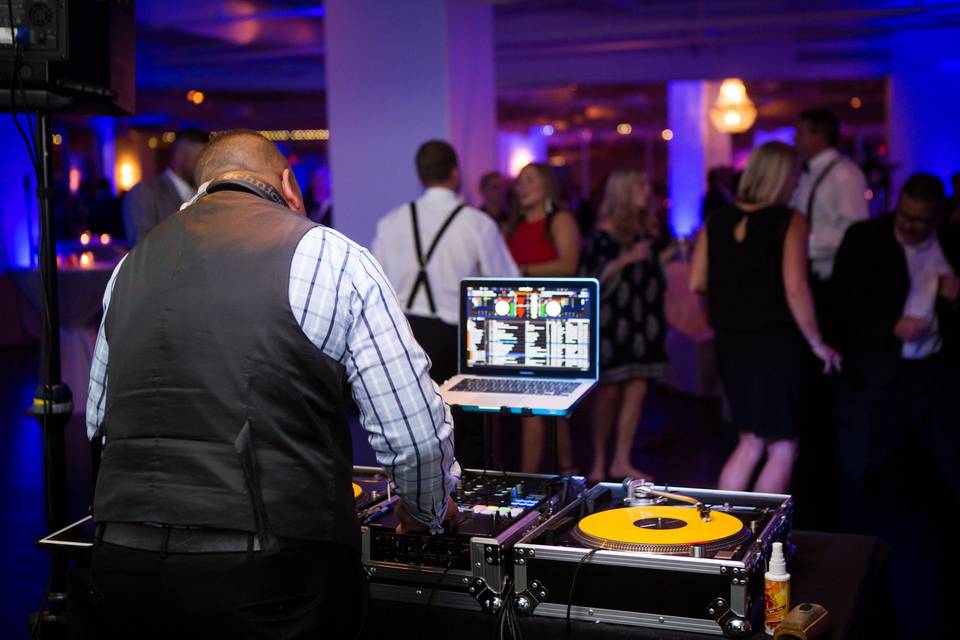 Wedding DJ