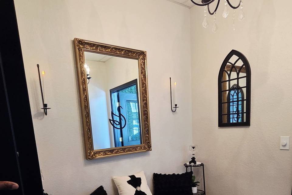 Swan room