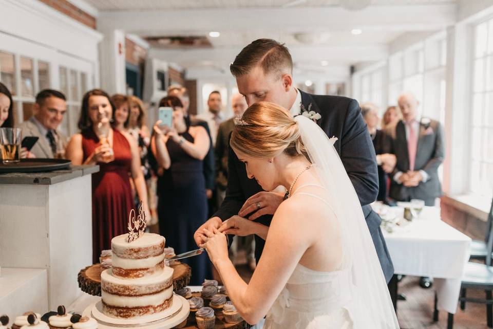 Cutting the cake