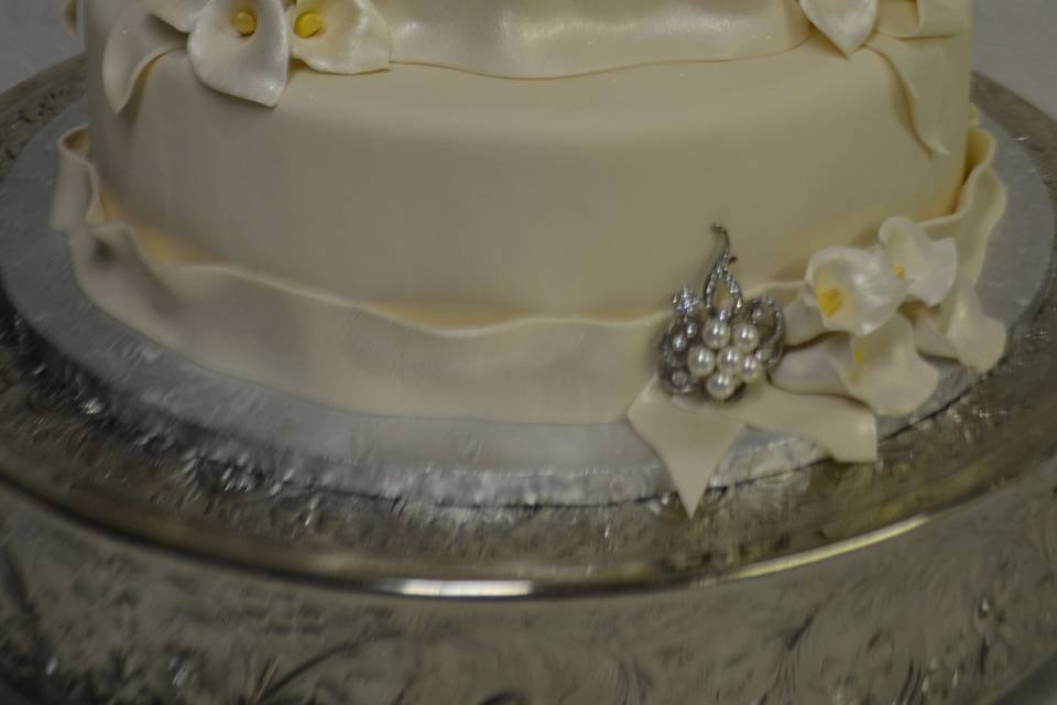 Papa's Cupcakes - Wedding Cake - Perkasie, PA - WeddingWire