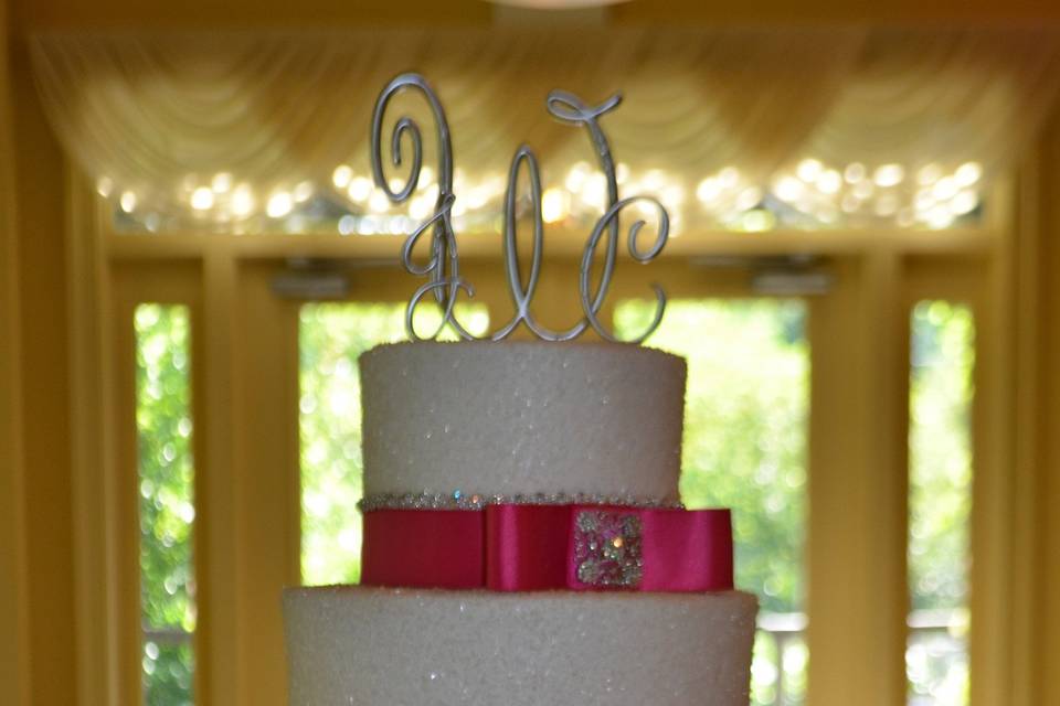 Papa's Cupcakes - Wedding Cake - Perkasie, PA - WeddingWire