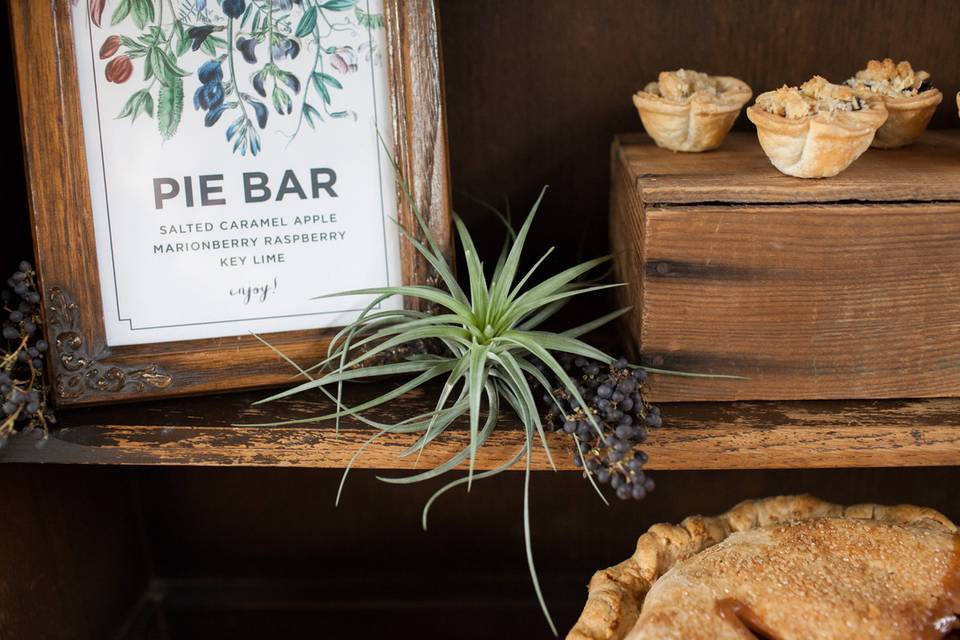 Pie bar signage