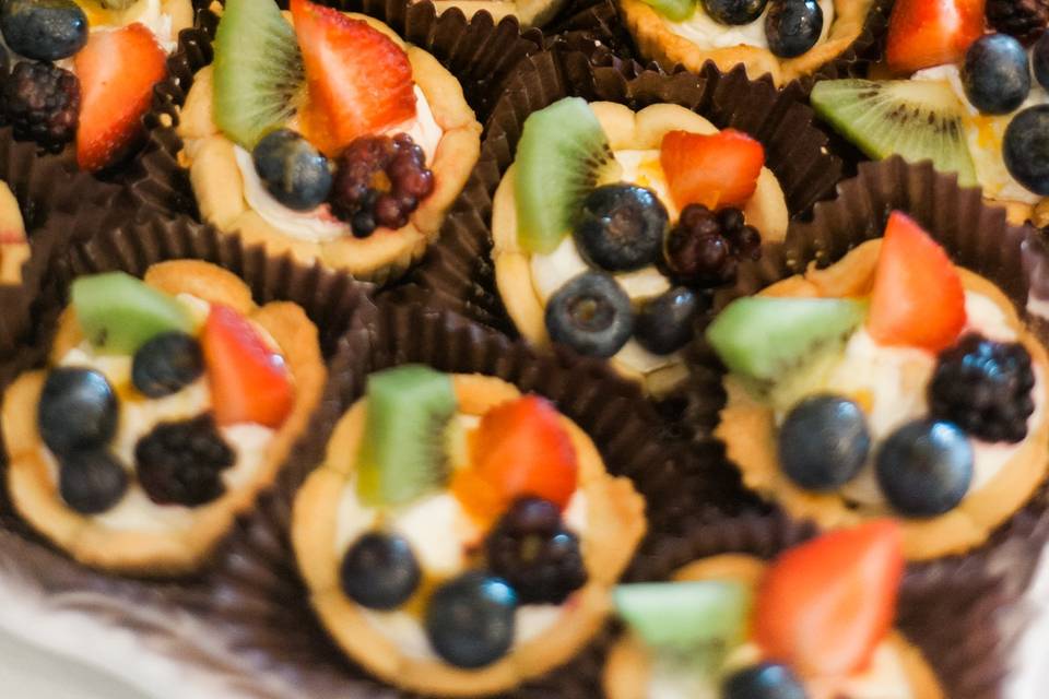 Mini fruit tarts