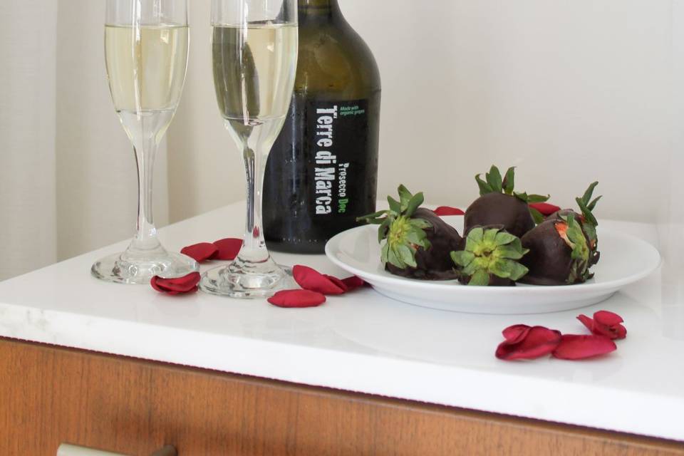 Love Notes Amenity Package