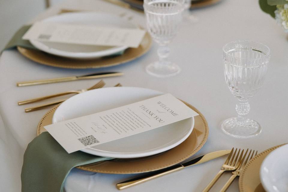 Pretty reception details