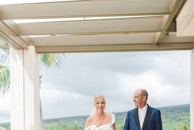 White hawaii wedding