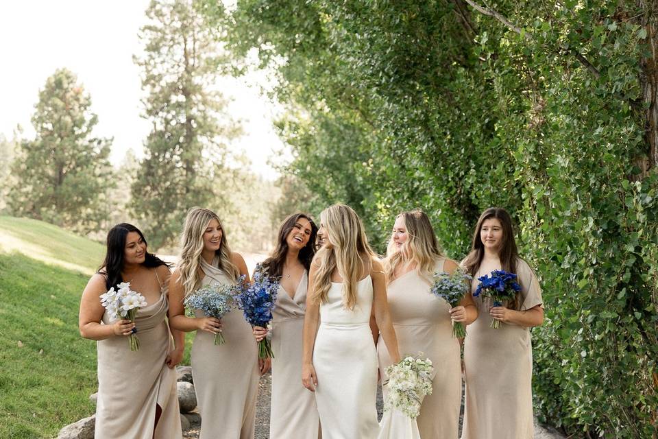 Bridesmaids with blue florals