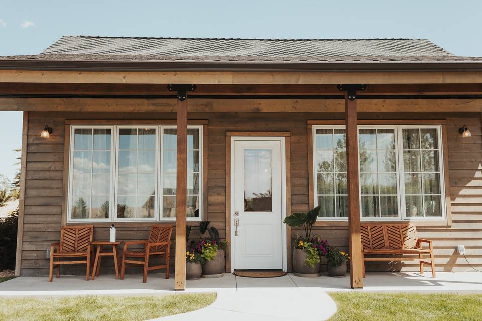 Bridal cabin