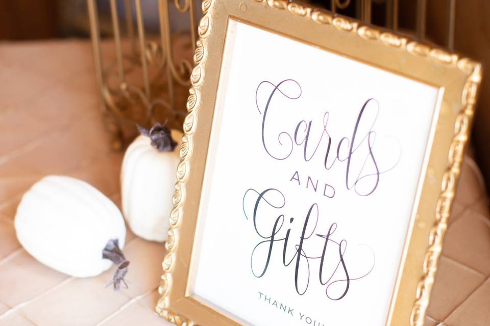 Cards and gifts table
