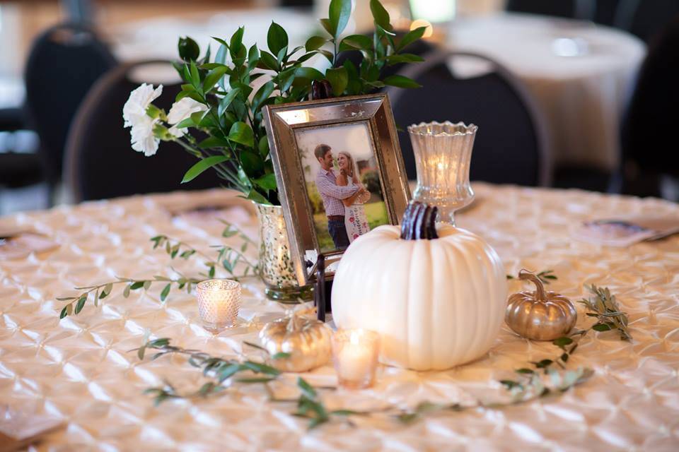 Table centerpiece