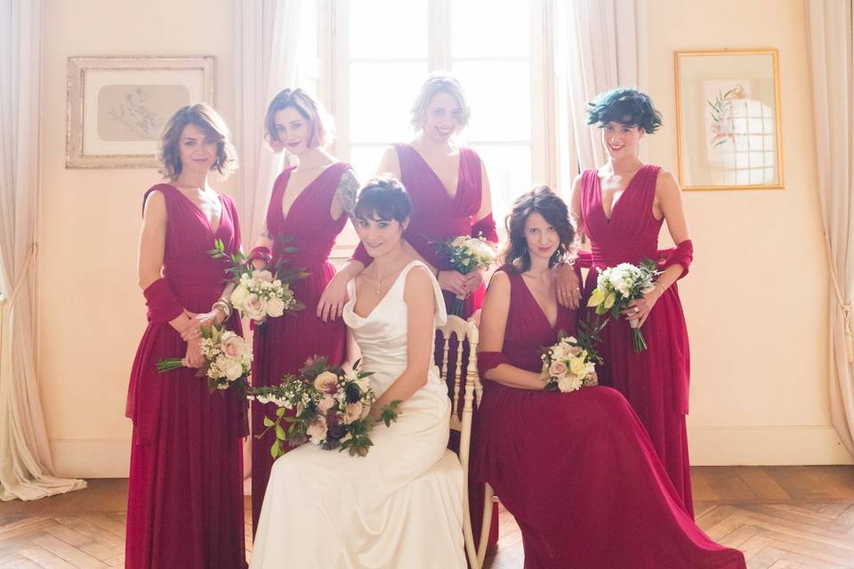 Bride and her bridesmaids