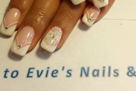 Evie's nails and spa salon