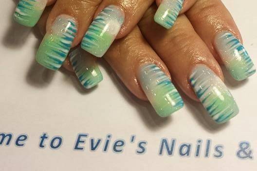 Evie's nails and spa salon
