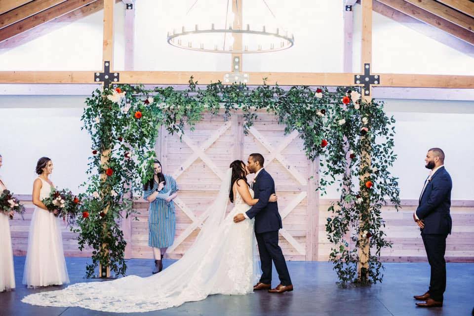 First kiss as a married couple