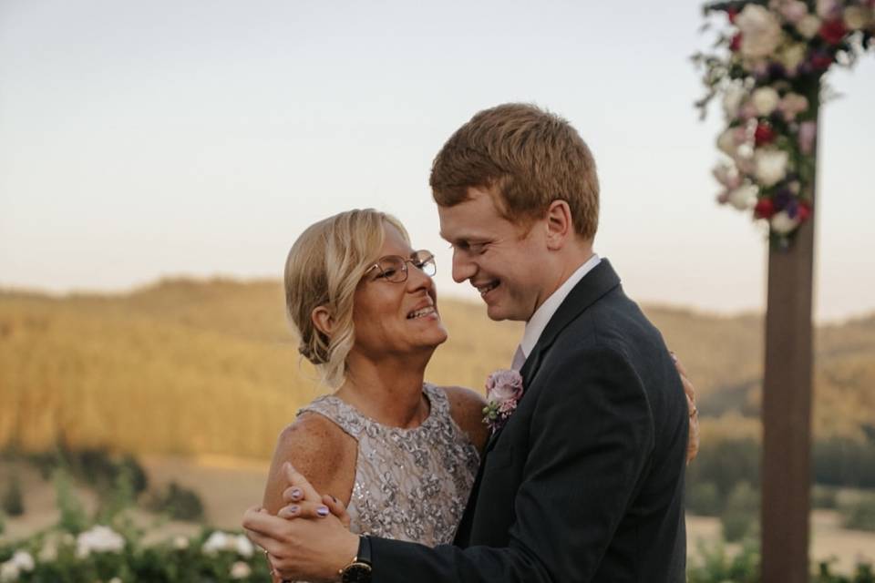 Mother and groom