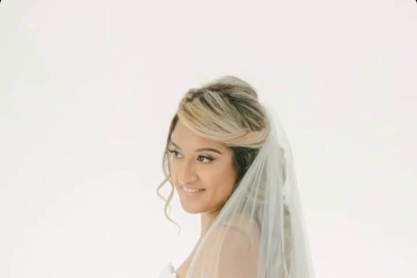 Gorgeous bride session