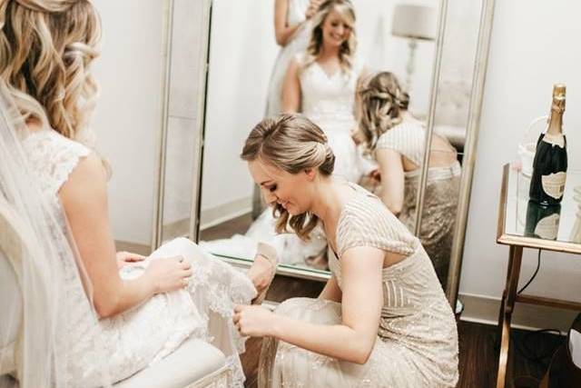 bride getting ready