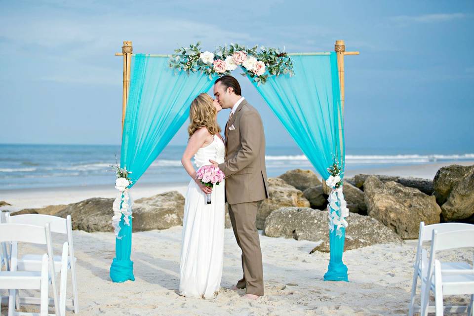 Sun and Sea Beach Weddings