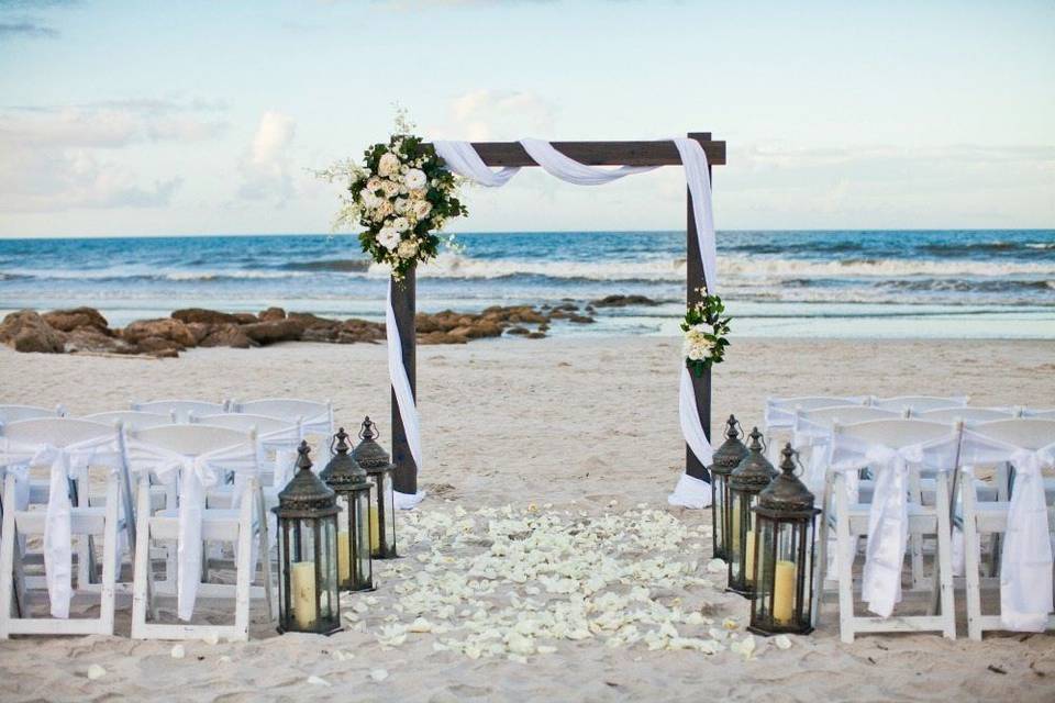 Sun and Sea Beach Weddings