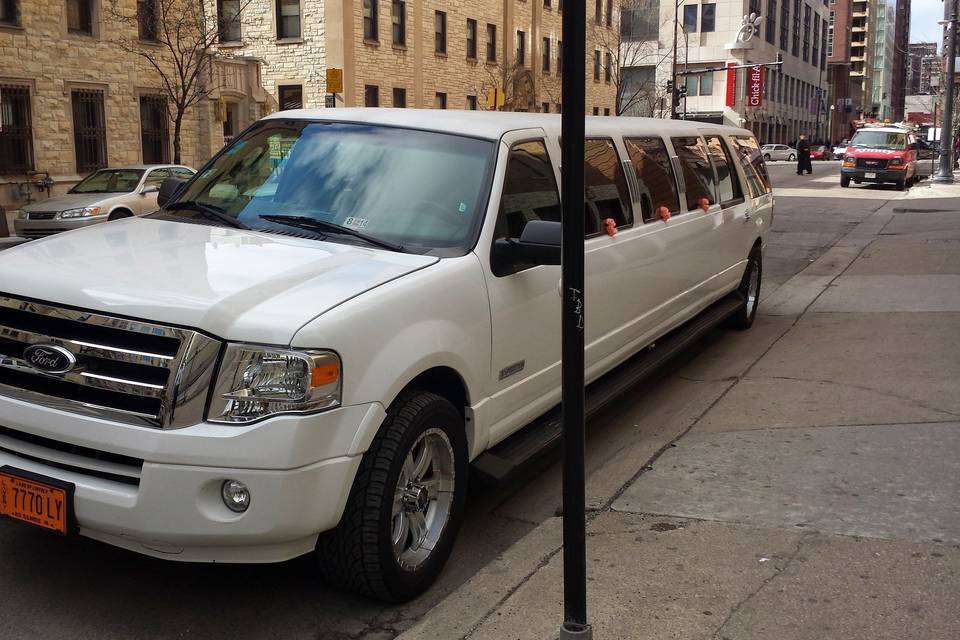 Nightstar Chicago Limo