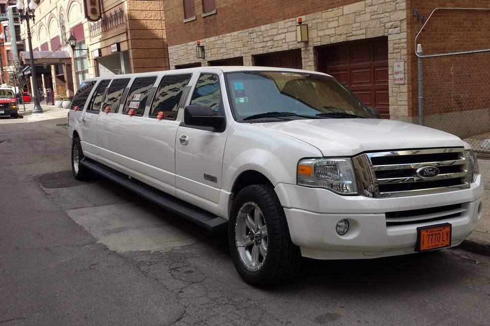 Nightstar Chicago Limo