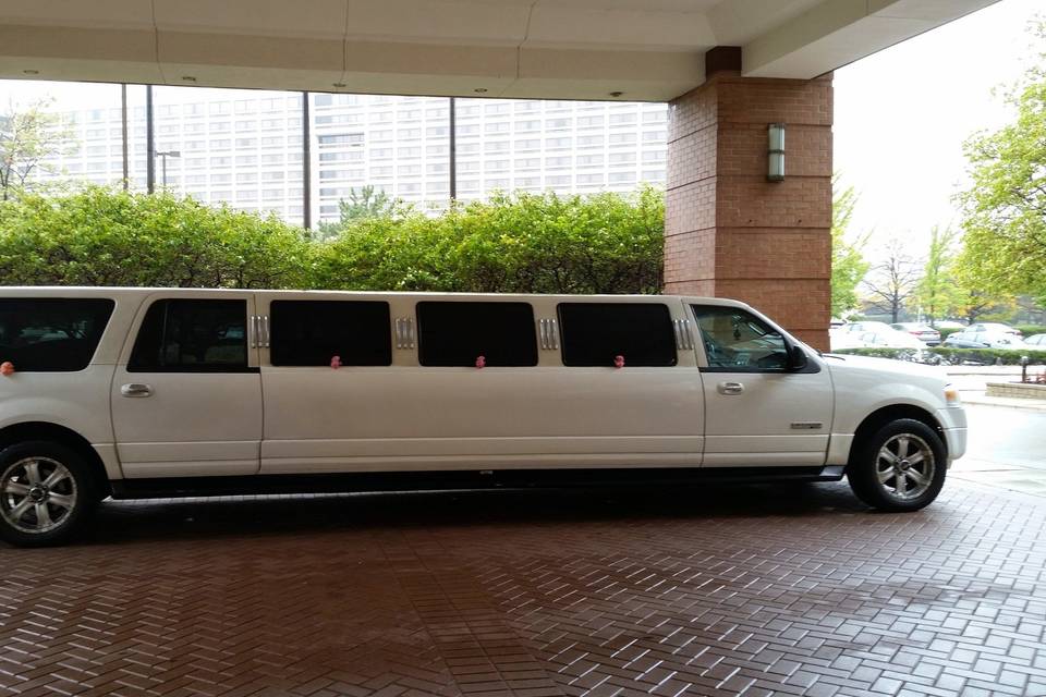 Nightstar Chicago Limo